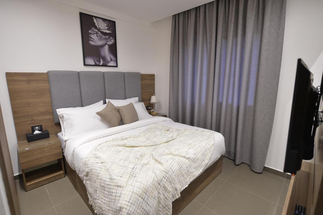Zett Hotel Джуния Екстериор снимка
