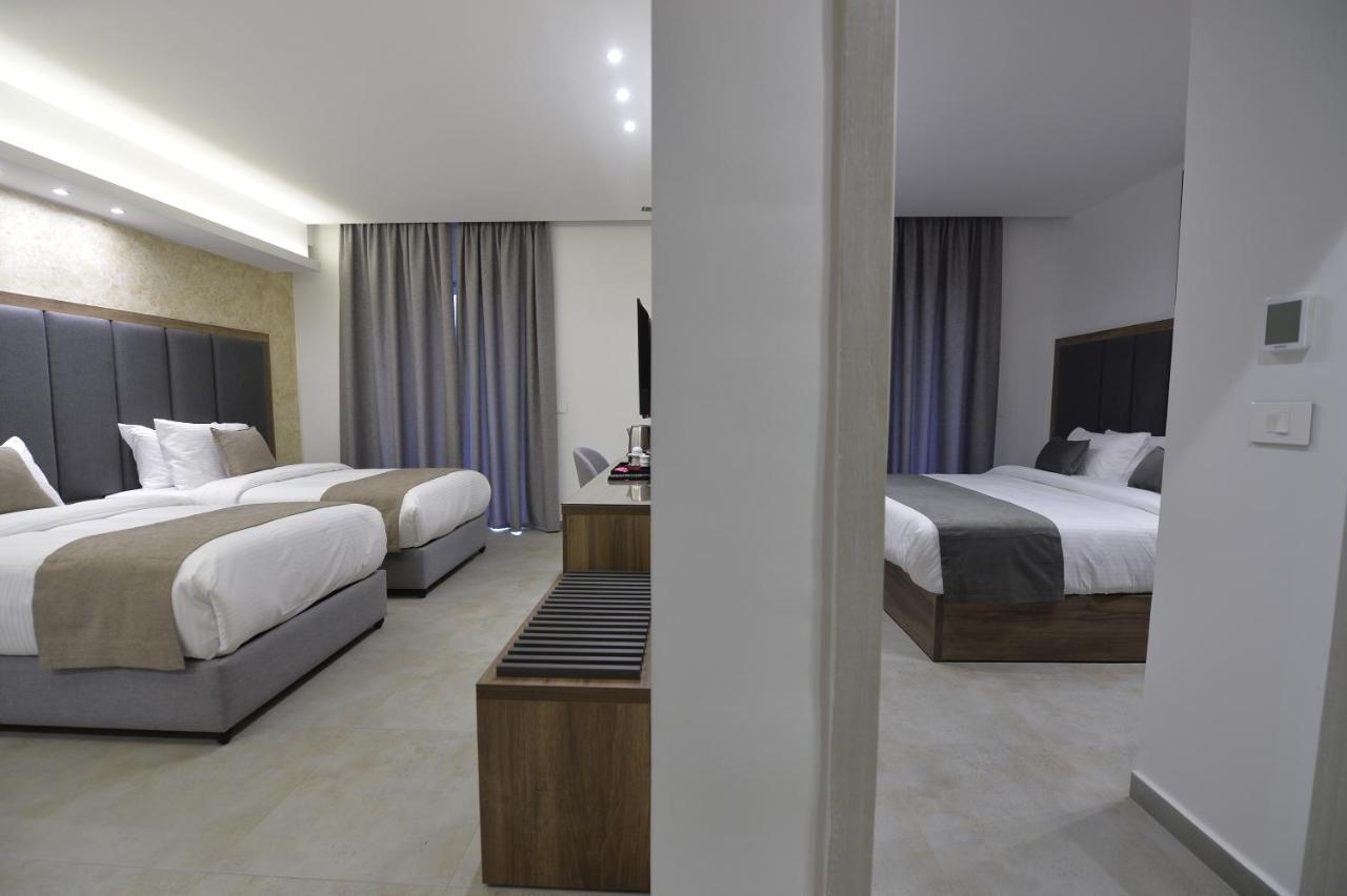 Zett Hotel Джуния Екстериор снимка