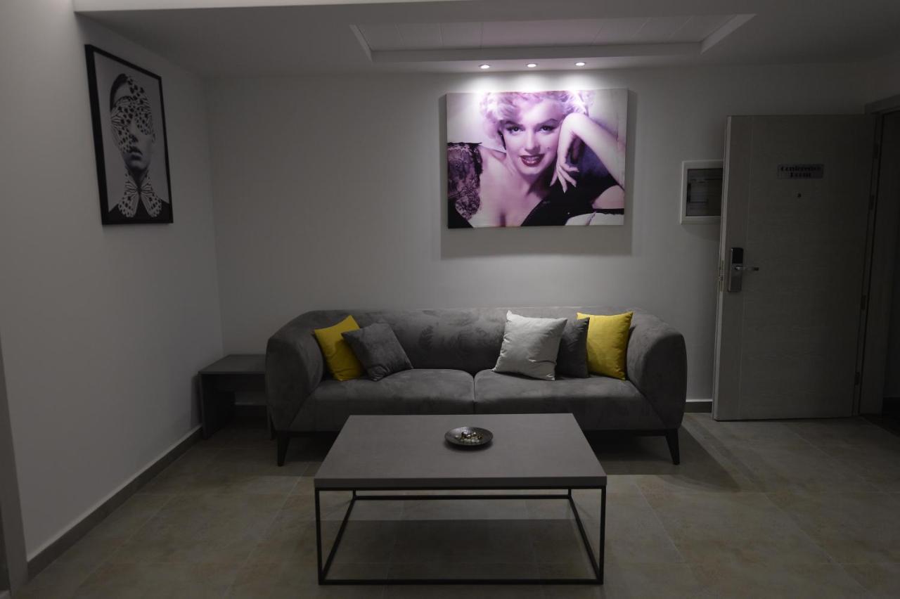 Zett Hotel Джуния Екстериор снимка