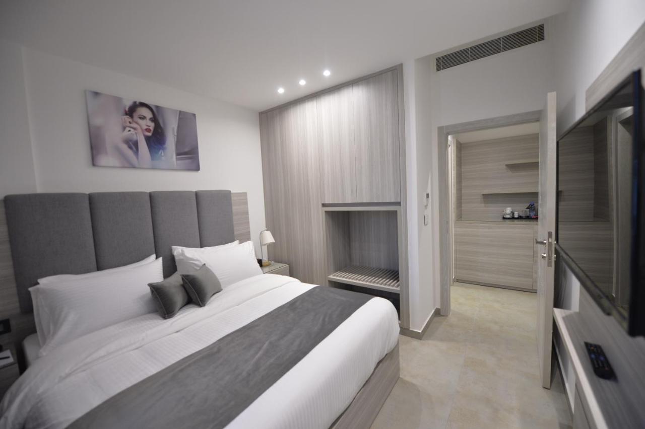 Zett Hotel Джуния Екстериор снимка